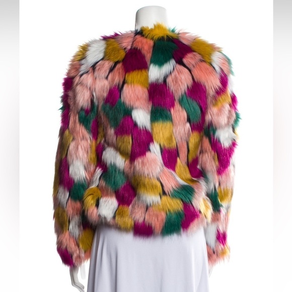 NWT milly faux fur xs size 2 cropped multi color rainbow oversized swifty outfit - Picture 3 of 8